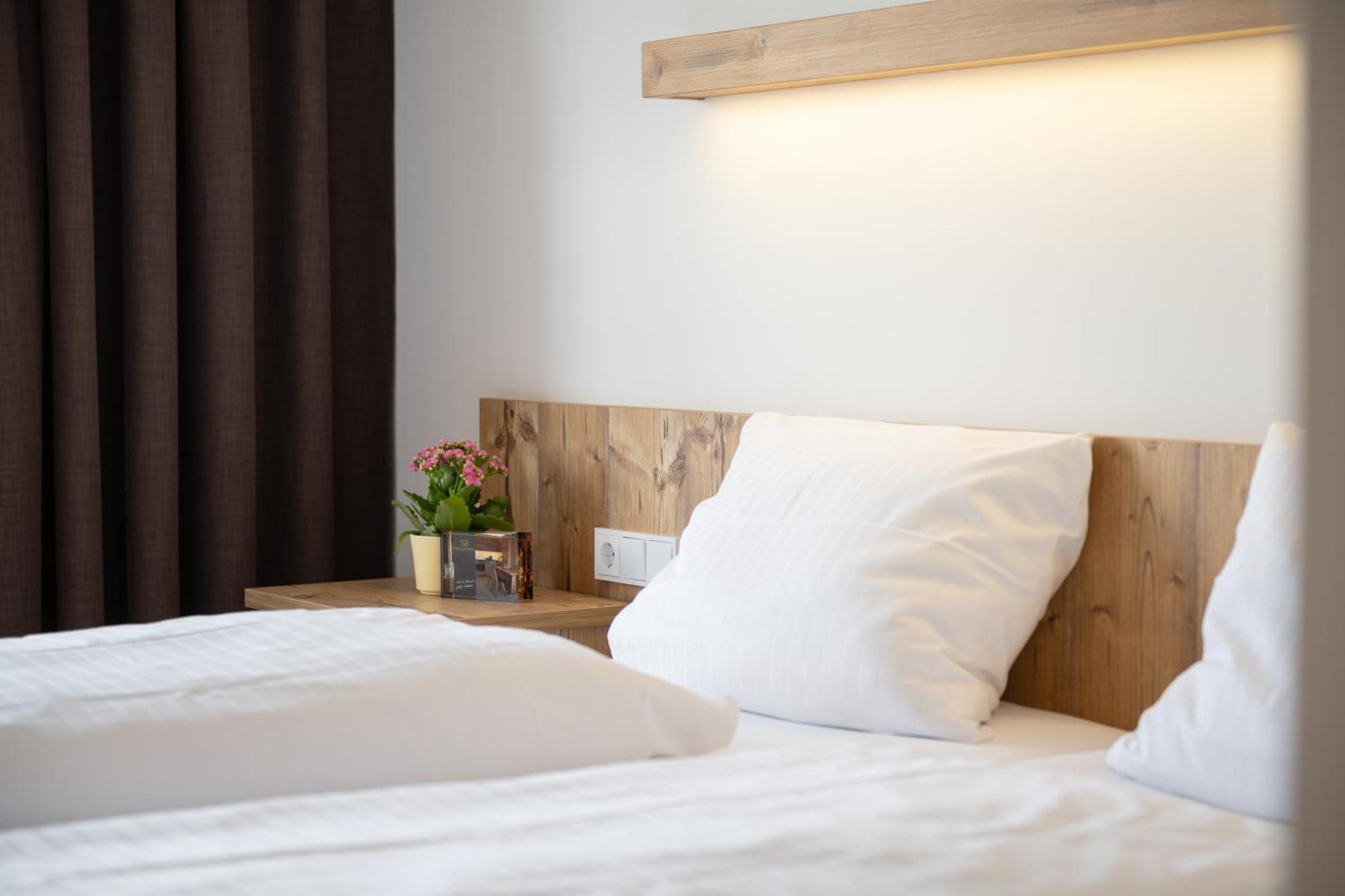 Snooze Apartments Holzkirchen  Dış mekan fotoğraf