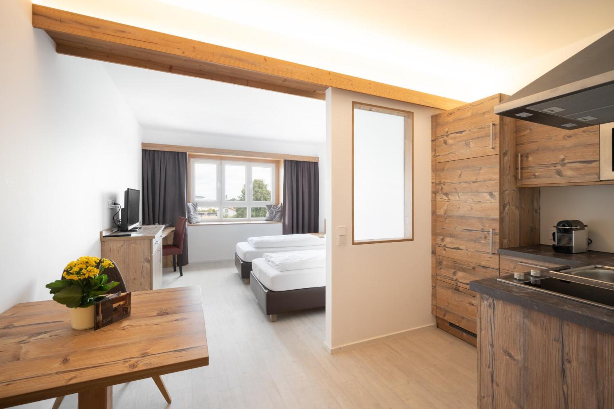 Snooze Apartments Holzkirchen  Dış mekan fotoğraf