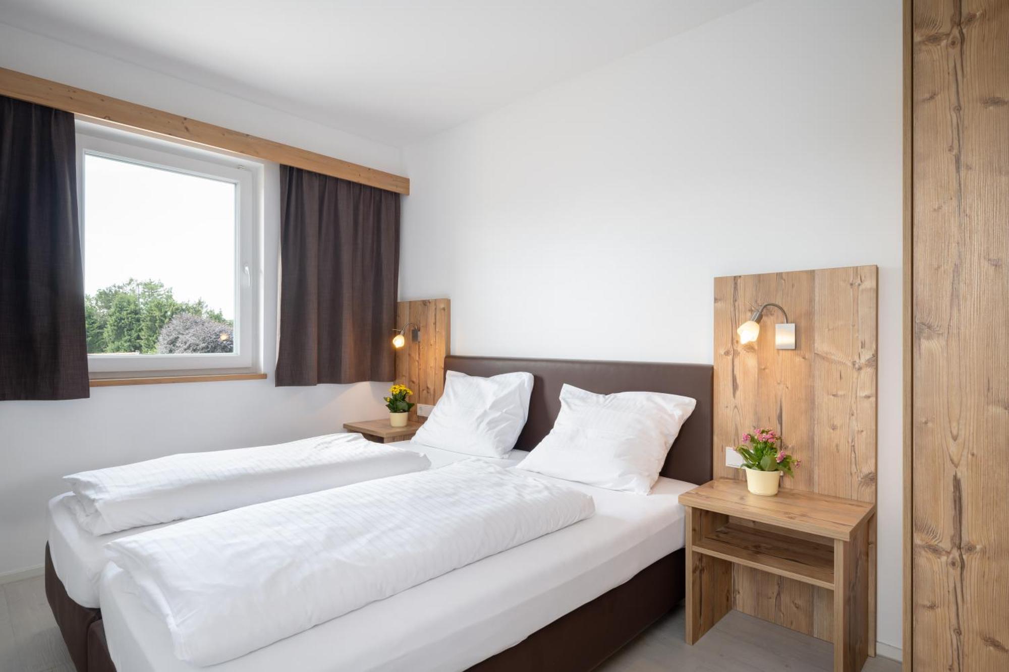 Snooze Apartments Holzkirchen  Dış mekan fotoğraf